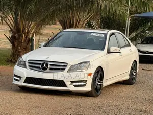 Mercedes-Benz C300 Sport 4Matic Sedan AWD (3.5L 6cyl 7A) 2014 White