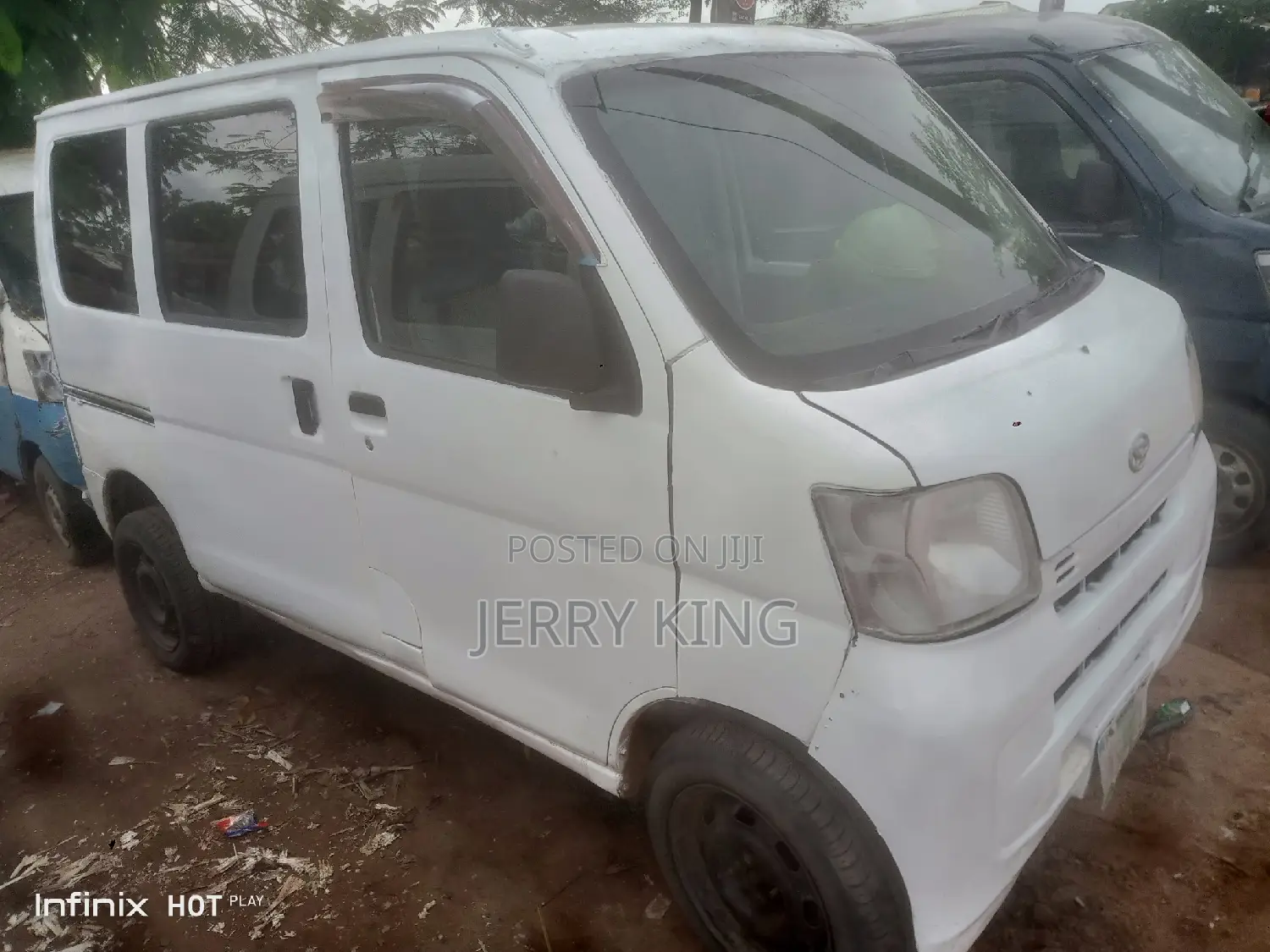 Daihatsu Hijet 2010 White