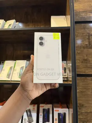 New Apple iPhone 17 256 GB White