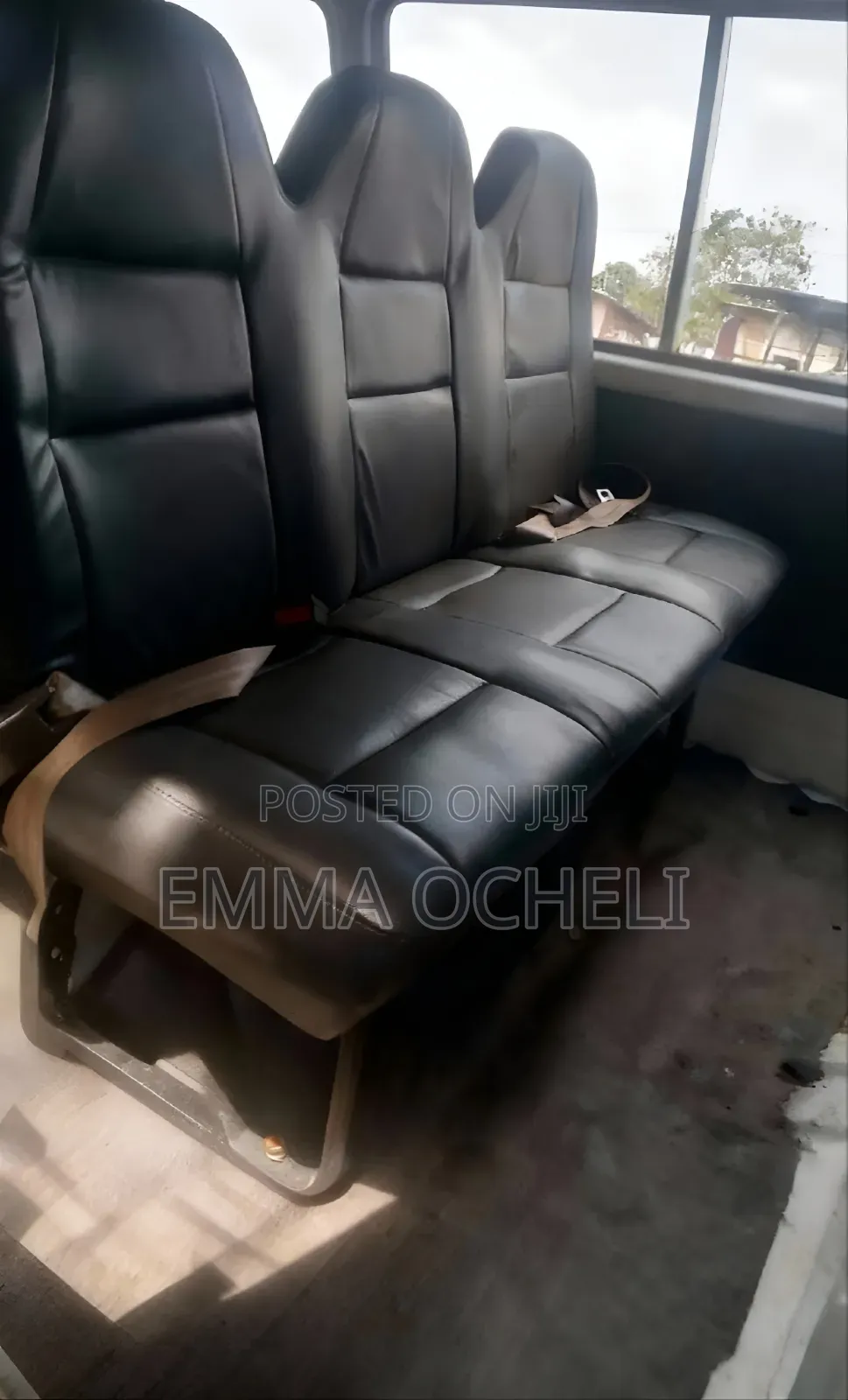 Toyota HiAce 2004 White