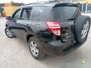 Toyota RAV4 3.5 Limited 4x4 2010 Black