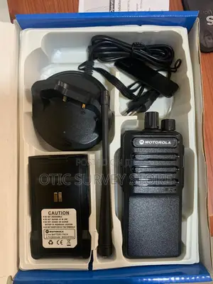 Motorola Cp100d Walkie Talkie Radio (Single)