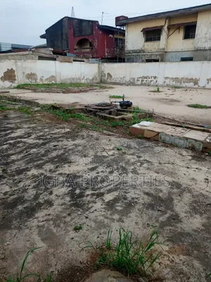 4 Plots With Structure In The Center Of Ikorodu 4 Commercial 500m