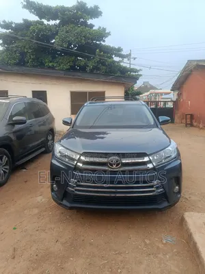 Toyota Highlander Limited Platinum 4x4 V6 (3.5L 6cyl 8A) 2018 Gray