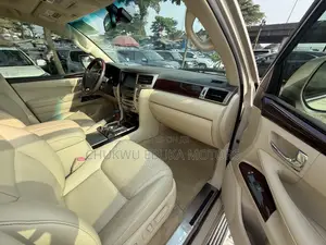 Lexus LX 570 AWD 2015 Gold