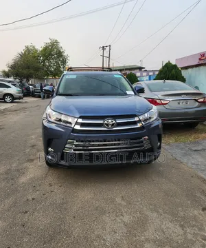 Toyota Highlander XLE 4dr SUV (3.5L 6cyl 6A) 2015 Blue