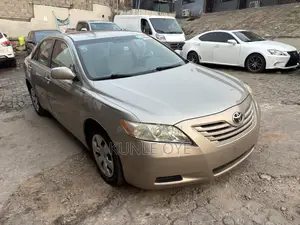 Toyota Camry 2.4 LE 2008 Gold
