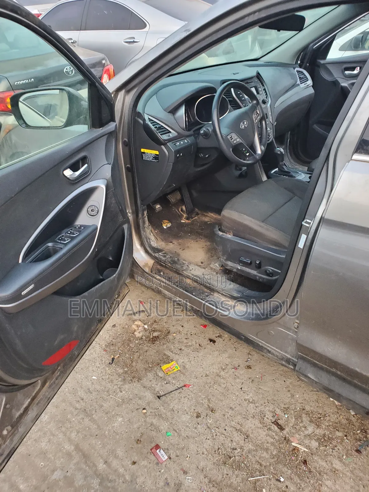 Hyundai Santa Fe 2012 Gray