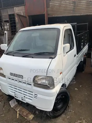 Suzuki Every 2010 White