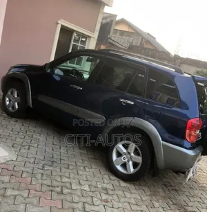Toyota RAV4 2005 Blue