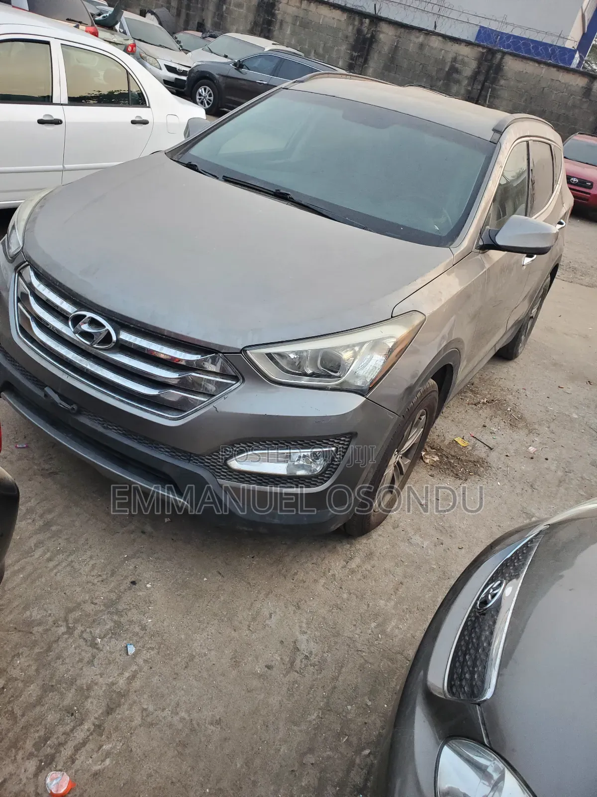 Hyundai Santa Fe 2012 Gray
