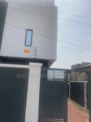 4bdrm Duplex in Magodo, GRA Phase 1 for rent