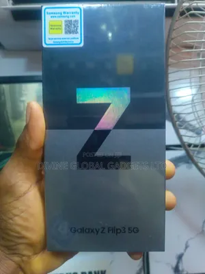 New Samsung Galaxy Z Flip 3 256 GB Green