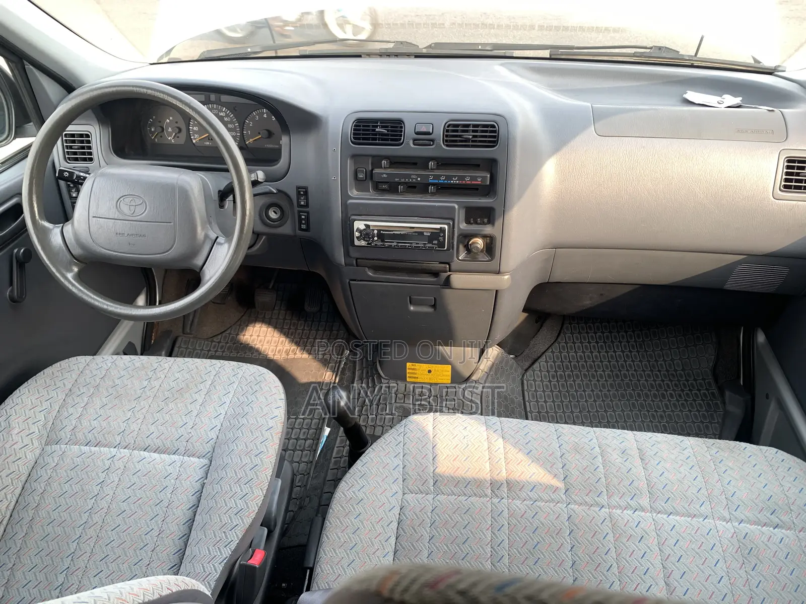 Toyota Grand HiAce 2005 Silver
