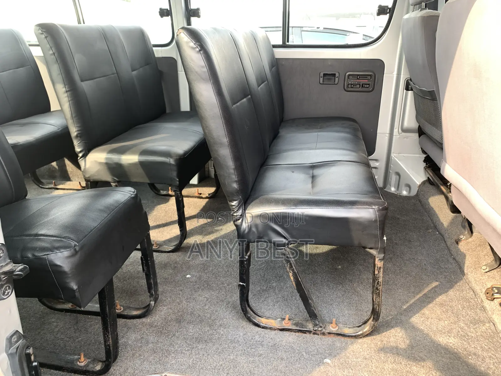 Toyota Grand HiAce 2005 Silver
