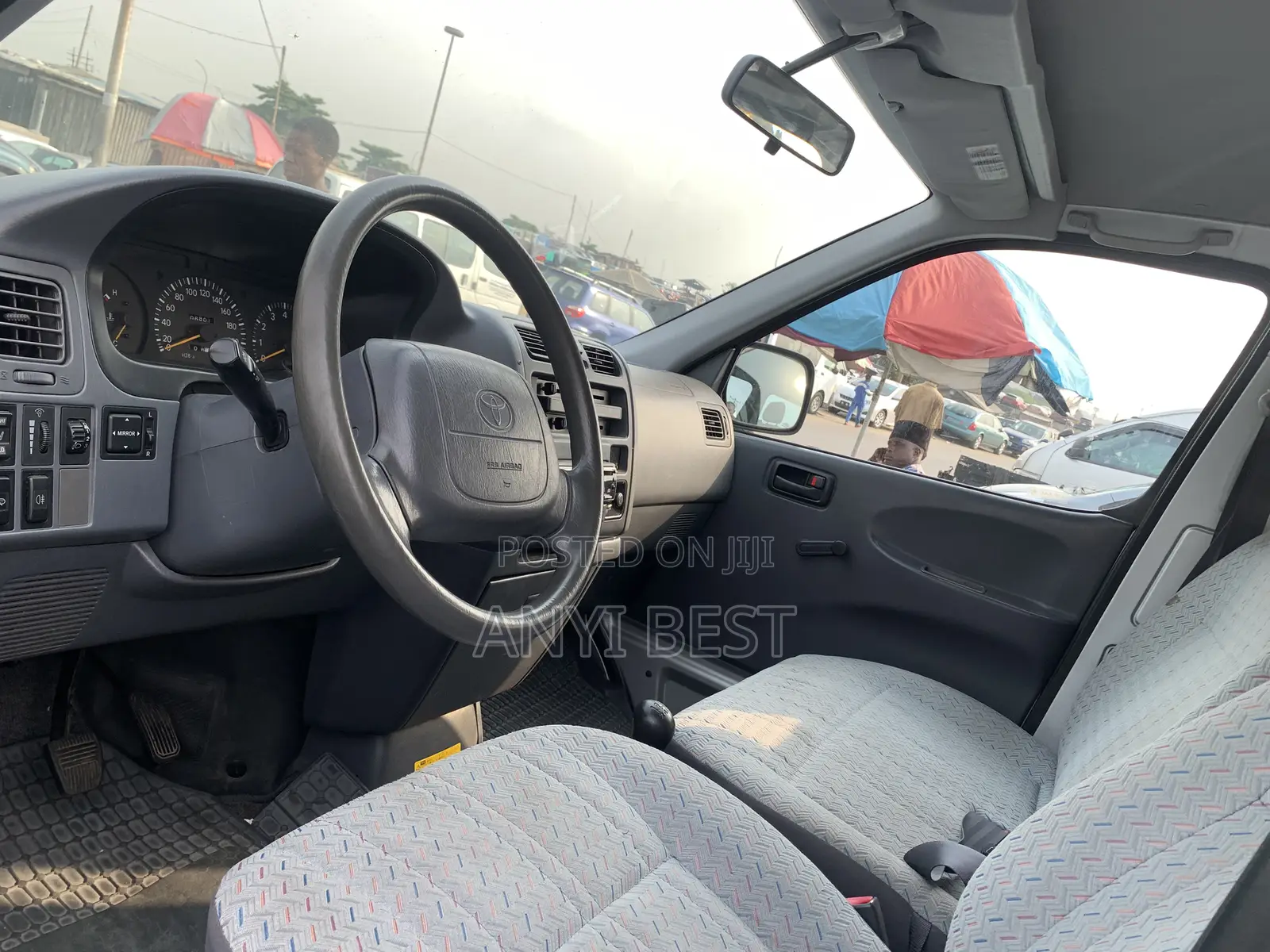 Toyota Grand HiAce 2005 Silver
