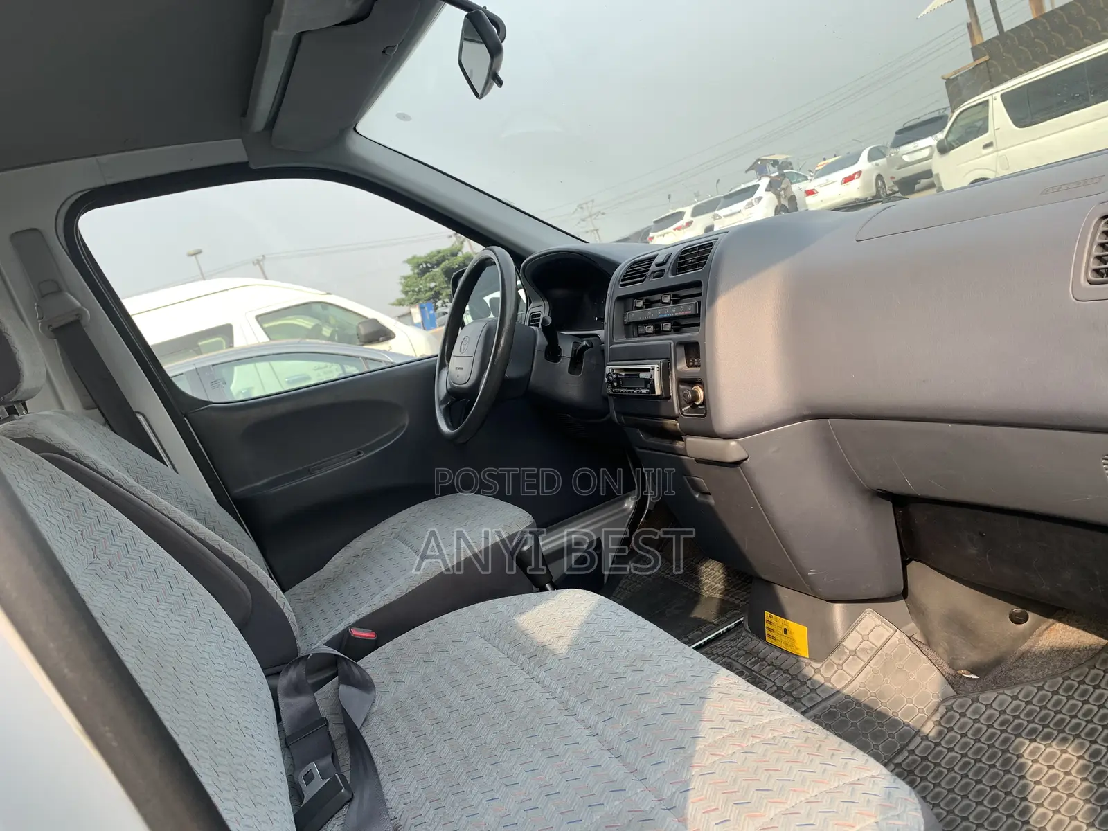 Toyota Grand HiAce 2005 Silver