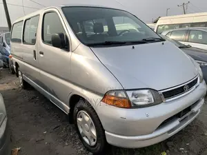 Toyota Grand HiAce 2005 Silver