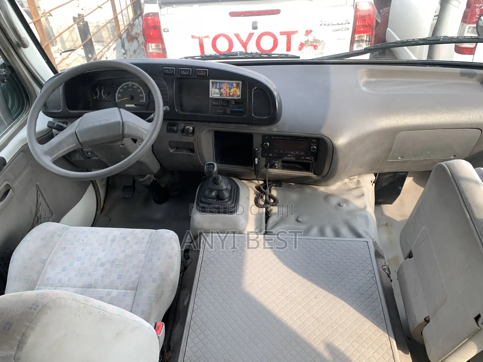 Toyota Coaster 2017 White