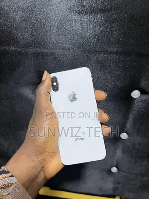 Apple iPhone X 64 GB White