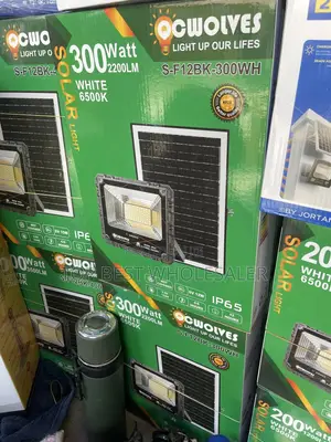Ultra-bright Solar Flood Light With Remote Control 300w