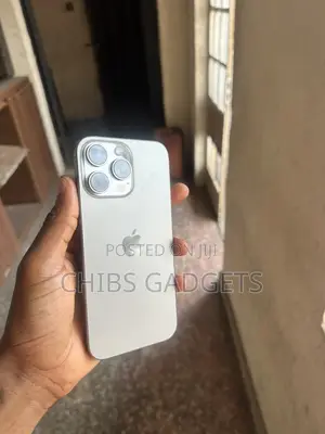 Apple iPhone 16 Pro Max 256 GB White