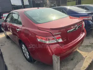 Toyota Camry LE 4dr Sedan (2.5L 4cyl 6A) 2011 Red