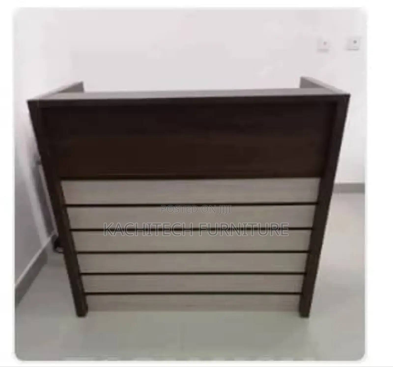 Cashier Desk