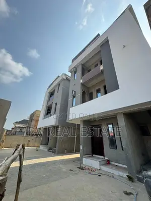 2bdrm Apartment in Reve Court, Ifako-Gbagada for sale