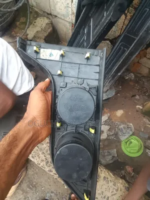 Bottle Water Contener for Toyota Avalon 2014
