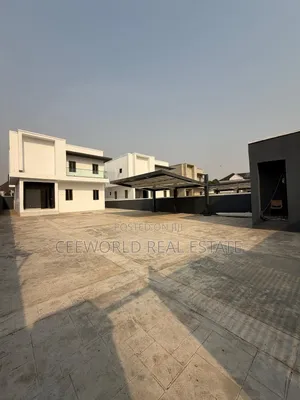 5bdrm Duplex in Aerodrome Gra, Samonda for sale