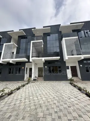 4bdrm Duplex in Gudu for sale