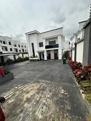 6bdrm Duplex in Guzape District for sale