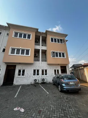 4bdrm Duplex in Adelabu Street for sale