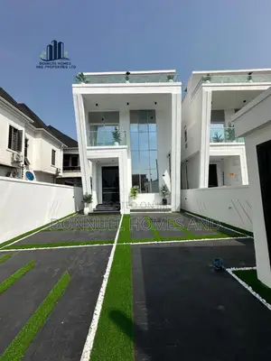 5bdrm Duplex in Ajah for sale