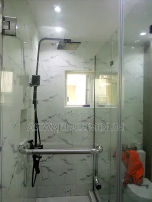 Sawyer Cubicle Glass Installation