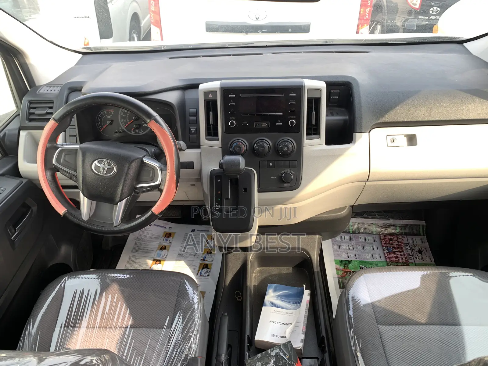 Toyota HiAce 2023 White