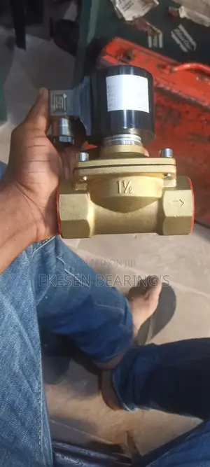 11⁄2 Solenoid Valve