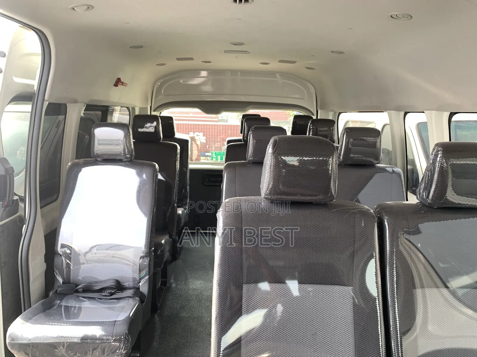 Toyota HiAce 2023 White