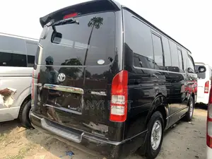 Toyota HiAce 2008 Black