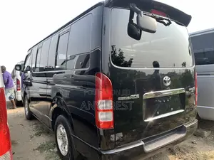 Toyota HiAce 2008 Black