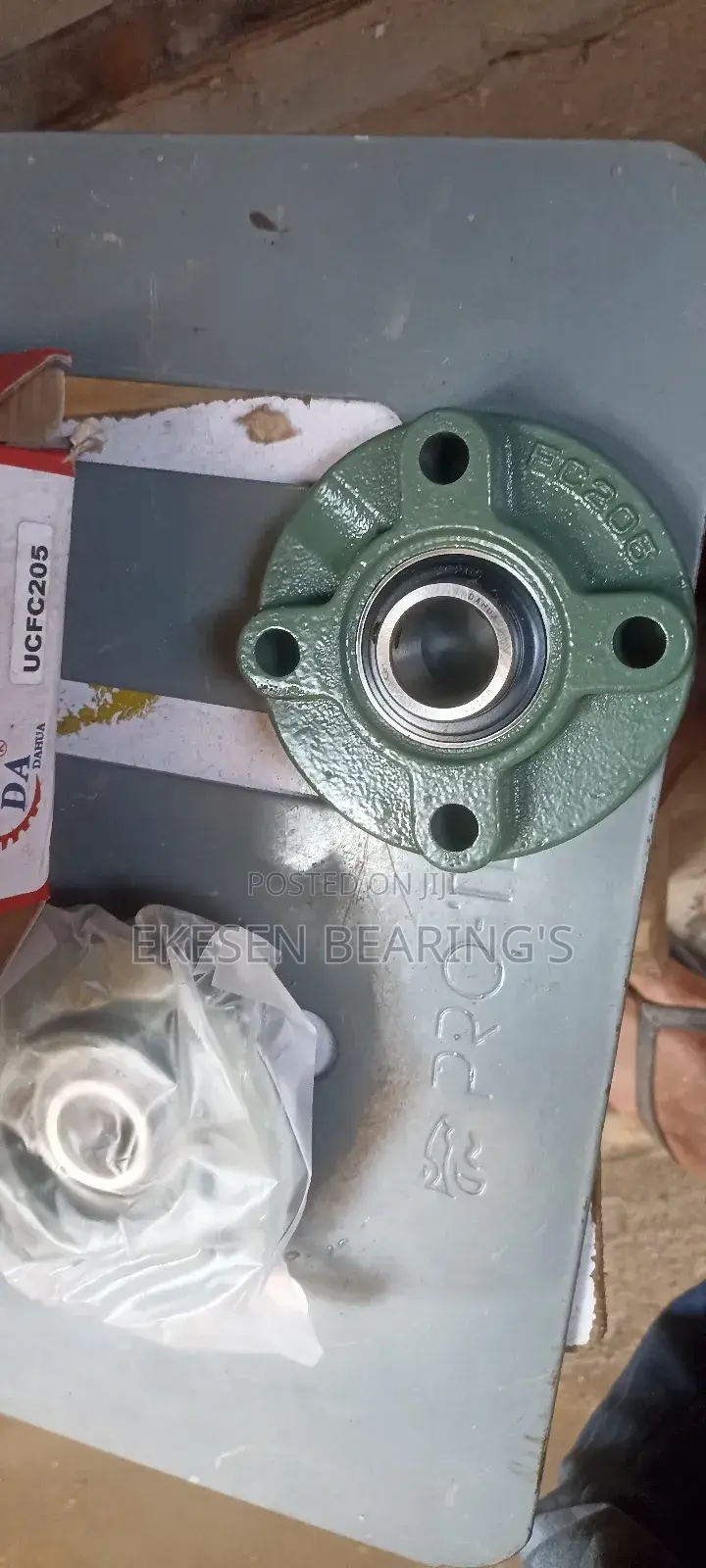 Bearing Unit Ucfc205