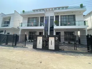 5bdrm Duplex in Ikota Lagos State for sale