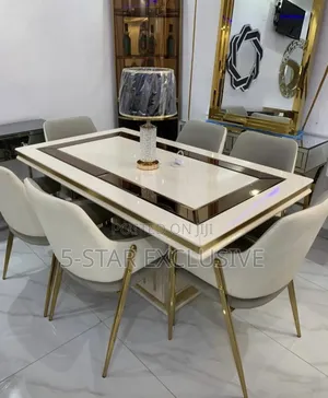 Executive Dining Table (6-Seaters).