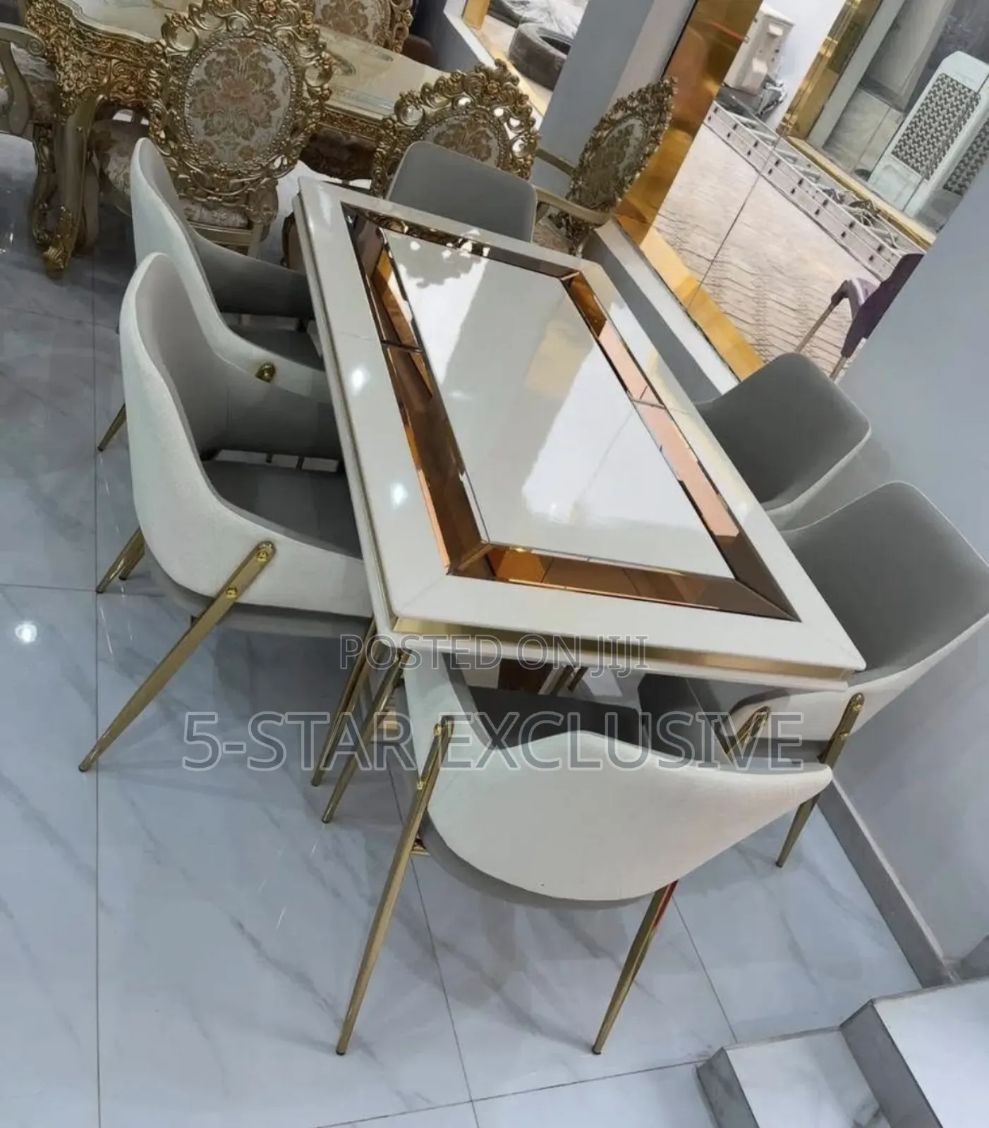 Executive Dining Table (6-Seaters).