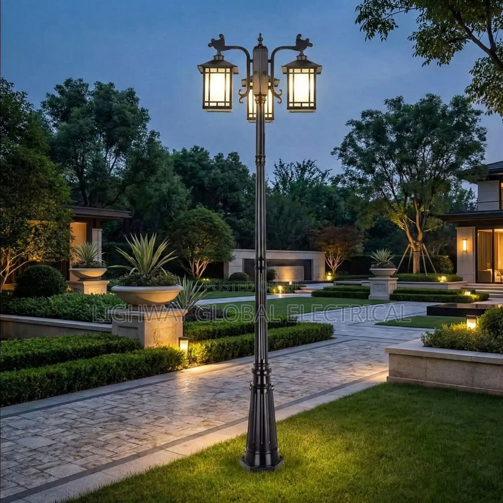 New Modern Box Design Three Head Luxury Cast Garden/Lawn/Pathway/Light