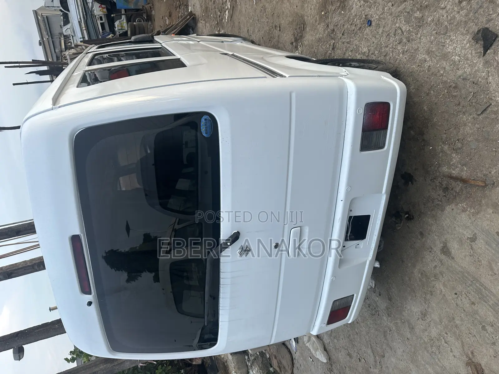 Suzuki Every 2010 White