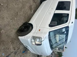 Suzuki Every 2010 White
