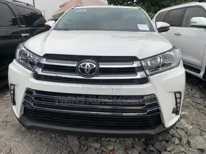 Toyota Highlander Limited 4x4 V6 (3.5L 6cyl 8A) 2017 White