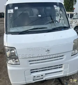Suzuki Every 2010 White